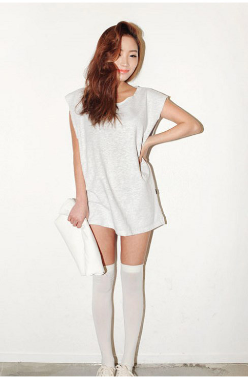 How to wear over the knee socks with jeans How to wear over the knee socks with jeans